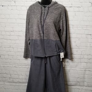 NWT Jaclyn Intimates lounge wear